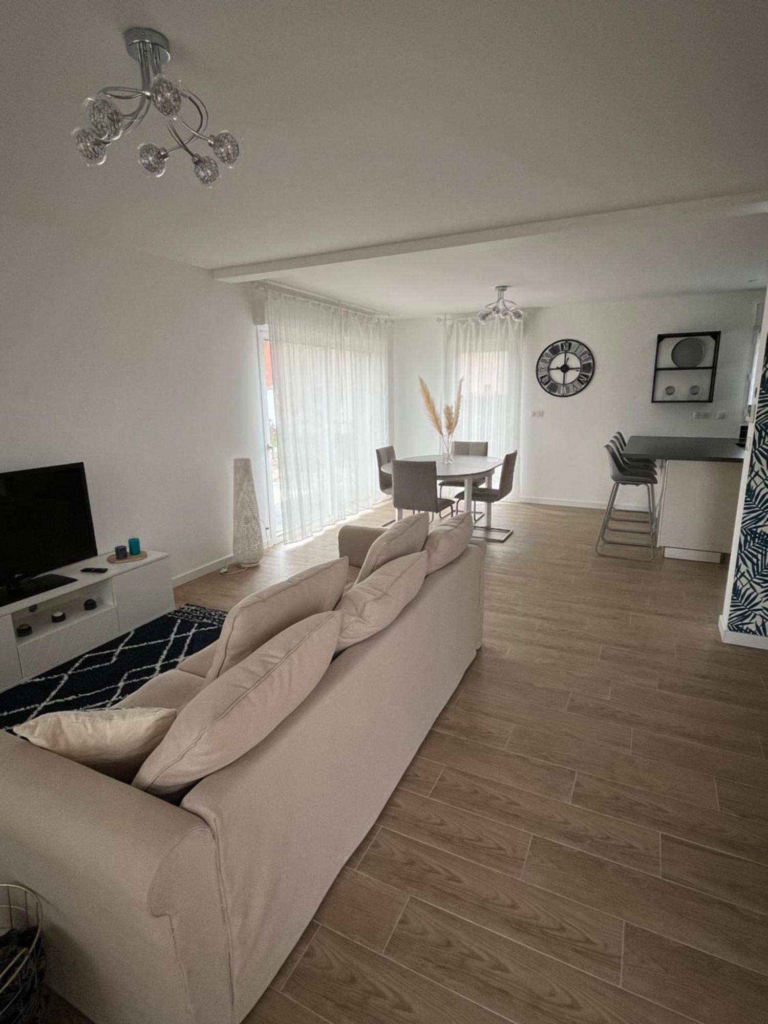 Superbe Maison Avec Jardin Bezannes Zewnętrze zdjęcie